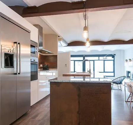 Apartment Apart In Barcelona